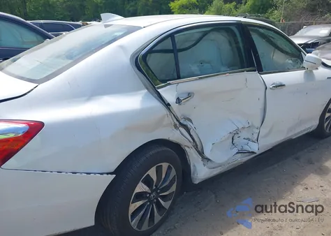 2015 Honda Accord Hybrid Ex-L z USA, uszkodzony, nr VIN 1HGCR6F55FA015137